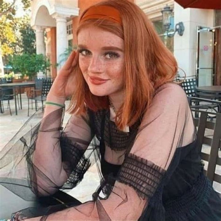 3 fotos de Hannah McCloud y Aidan Gallagher cuando estaban m&aacute;s