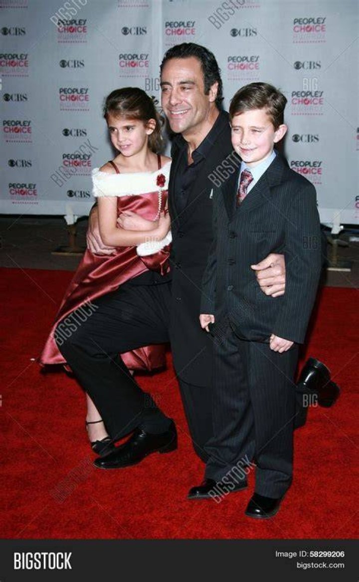 Actor Brad Garrett takes kids shopping