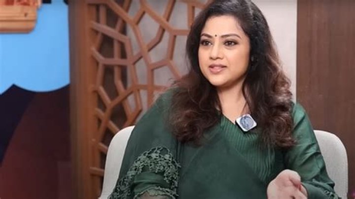 Actress Meena second Marriage update 2வது திருமணம் செய்து கொள்கிறேனா