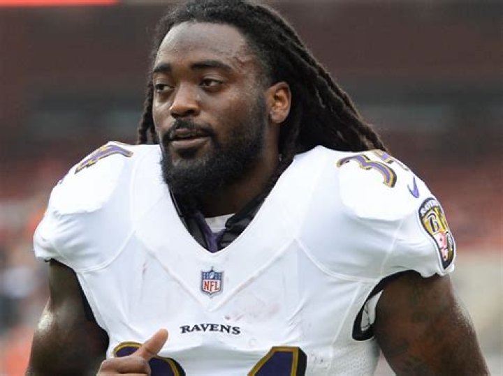 Alex Collins Parents And Family Ethnicity Dad Johnny Collins And Mom