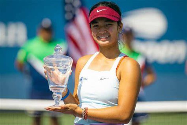 Alex Eala is 1st Filipino junior Grand Slam singles champion