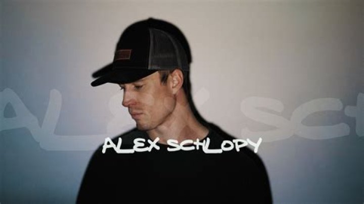 Alex Schlopy signs with Head Skis