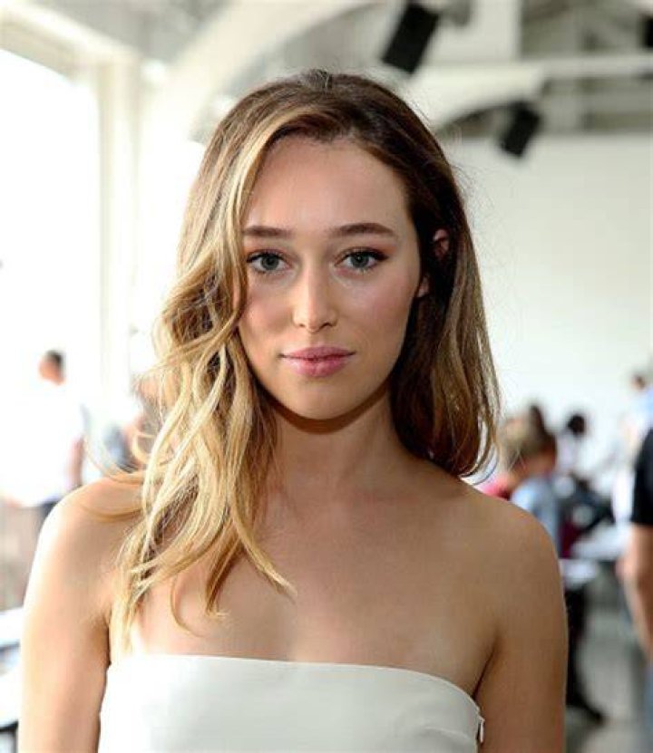 Alycia DebnamCarey Age, Bio, Birthday, Family, Net Worth National