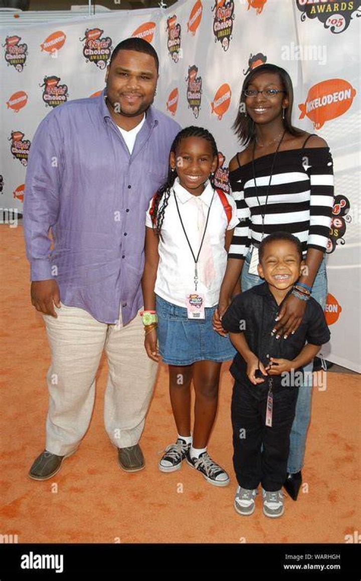 Anthony Anderson and Family Hit the Red Carpet at the 2019 NAACP Awards