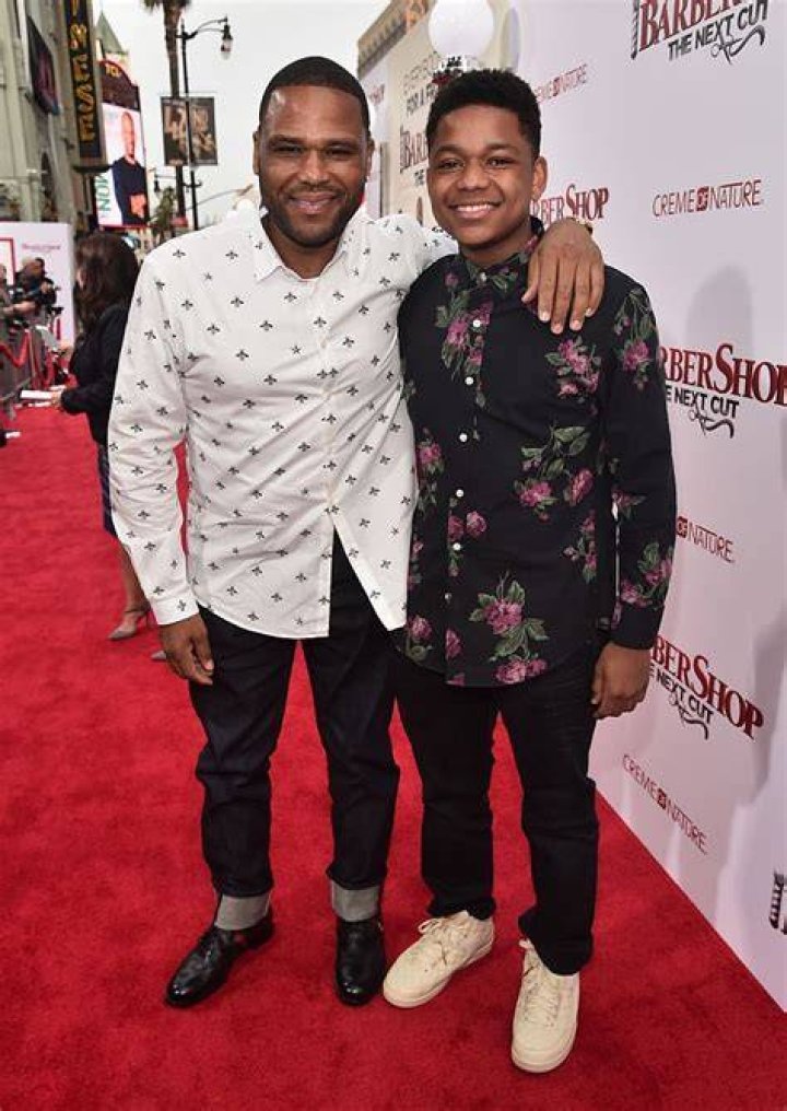Anthony Anderson Cut Off His 2 Kids from His Account & Once Divorced