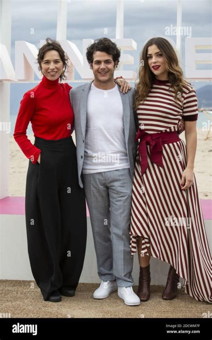 Ariadna Gil Paulina Davila Alfonso Dosal sa femme Solana Azulay