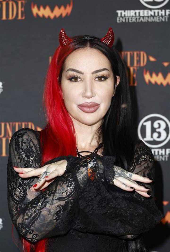 Ash Costello Bio, Net Worth 2023, Age