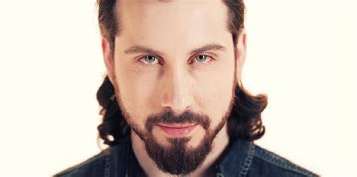 Avi Kaplan (Pentatonix) Wiki, Wife, Girlfriend, Height, Wedding, Dating