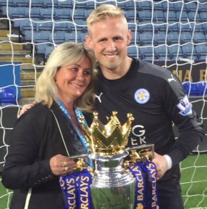 Bente Schmeichel Kasper Schmeichel Man Utd news Peter Schmeichel