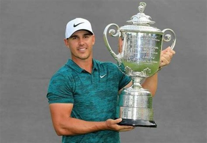 Brooks Koepka height and weight