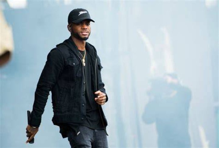 Bryson Tiller weight, height and age. We know it all!