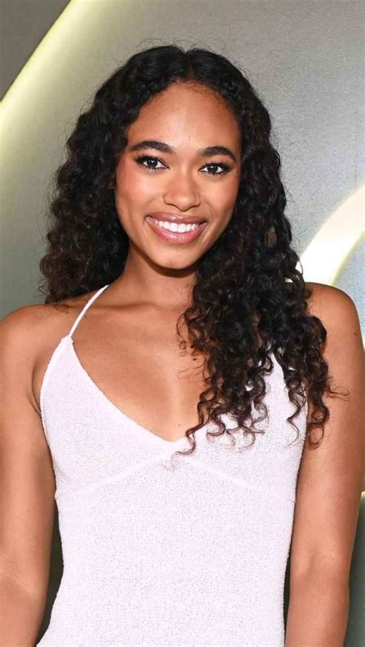Chandler Kinney Wiki, Bio, Facts, Age, Net Worth, Boyfriend