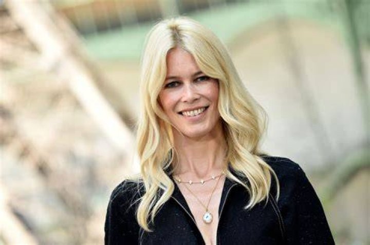 Claudia Schiffer Net Worth & Digital Global Times