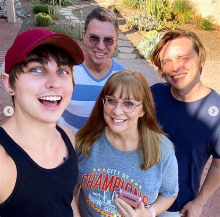 Colby Brock Age, Family, Girlfriend, Net Worth, & More