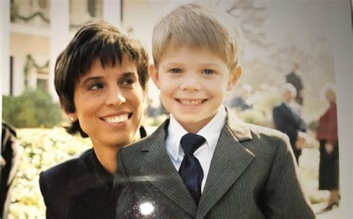 Colin Ford Parents Mother Diane Ford And Father Brian Age And