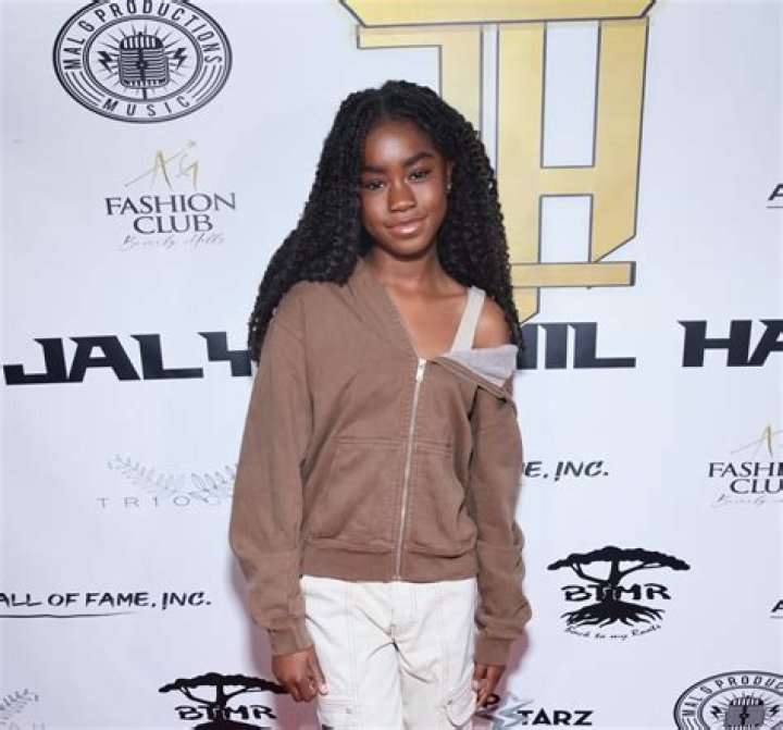 Dakota Tao BrooksWoodside; Wiki, Age, Parents, Birthday, Net Worth