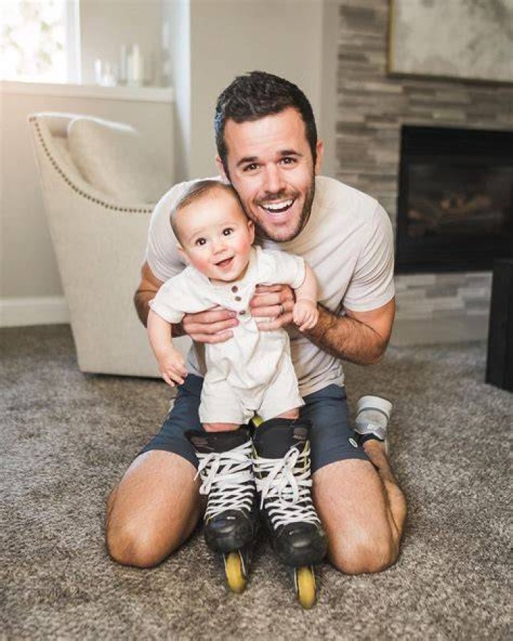 Daniel Labelle Wiki, Age, Height, Wife, Baby, Net Worth &raquo; CelebsExplore