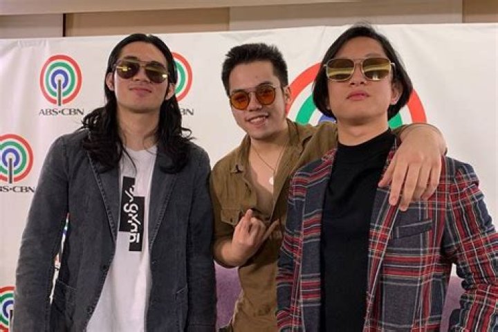 Daniel Padilla codirects brother's music video, introduces new moniker