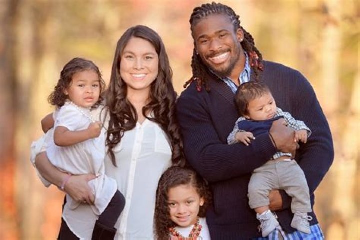 Deangelo Williams Wife, Family, Net Worth, Age, Height, Biography