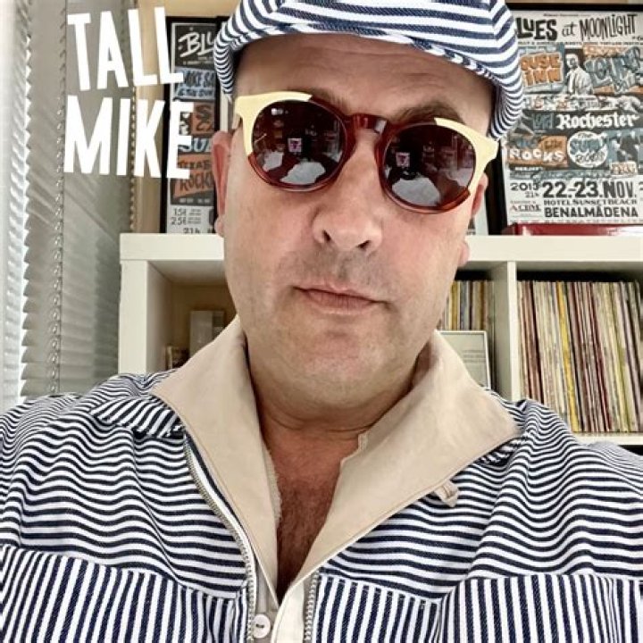 DJ Tall Mike Blues at Moonlight