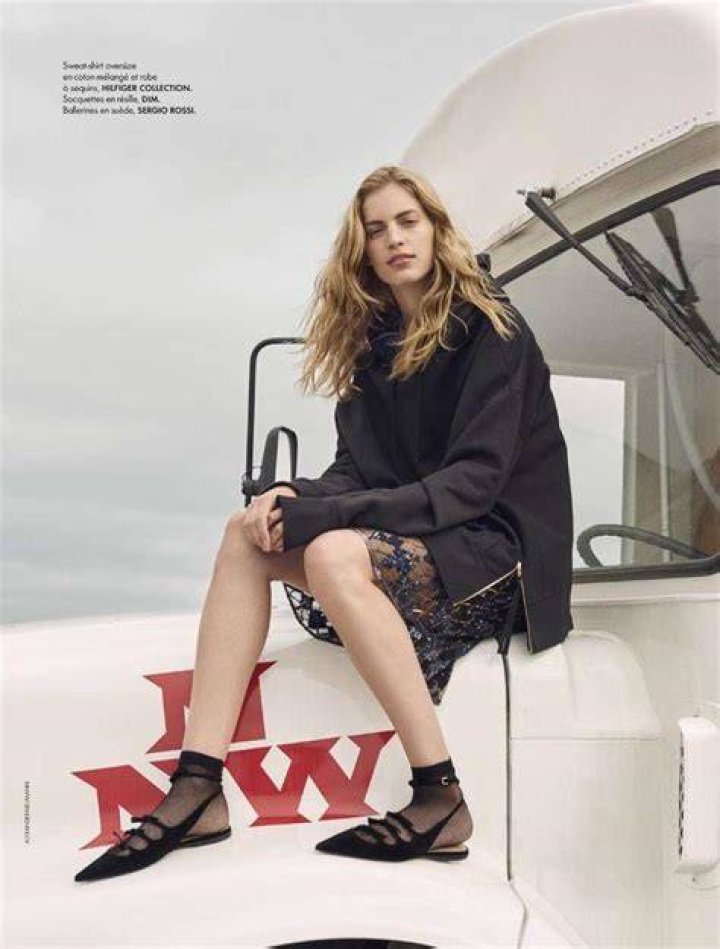 Elle Alexander Neumann On The Rocks