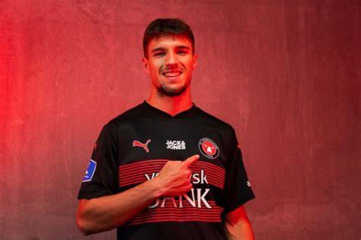 FC Midtjylland henter Adam Gabriel
