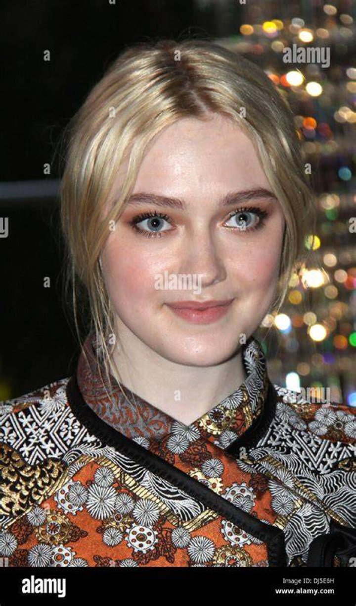 FileDakota Fanning VF 2012 Shankbone 4.JPG