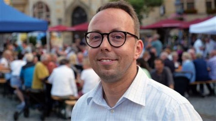 Florian Hary &bdquo;Wir m&uuml;ssen lernen, mit dem Virus zu leben&ldquo; Neue
