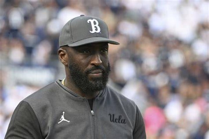 Forever&rsquo;s firstbase coach The remarkable longevity of Dave McKay