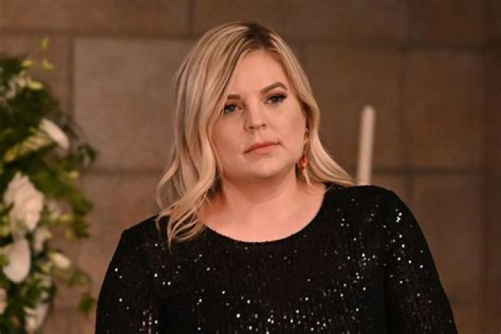 General Hospital star Kirsten Storms claps back at 'weight gain