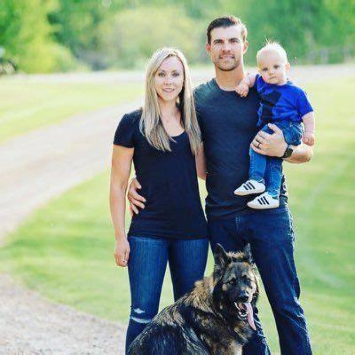 Glimpse Of Rachel Homan Family Pictures and Children