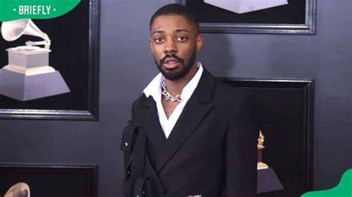 How Tall is Brent Faiyaz? Brent Faiyaz's Height How Tall Height