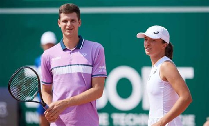 Hubert Hurkacz Wife 14 seed, advanced to face no.