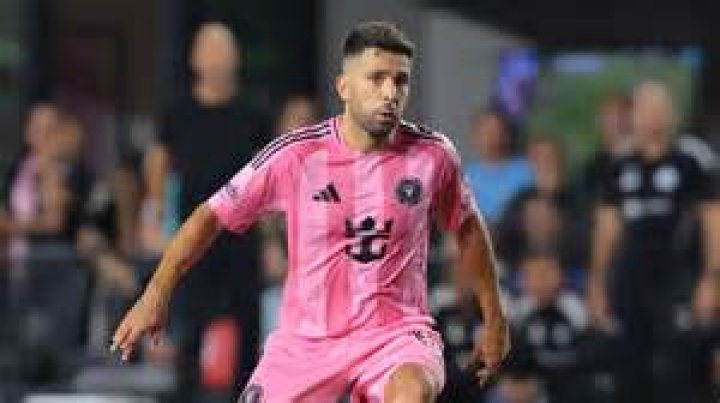 Inter Miami Jordi Alba joins Lionel Messi and Sergio Busquets as next