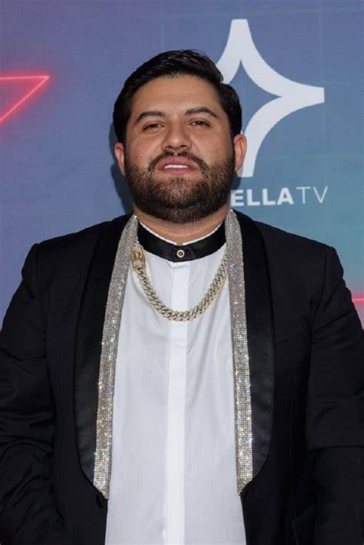 ¿Quién es Luis R Conriquez? El sonorense y su famoso Belikin El Sol