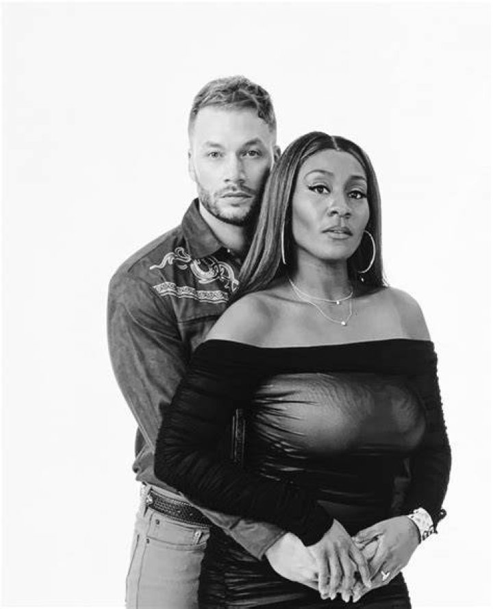 Is Trinity Whiteside half black?