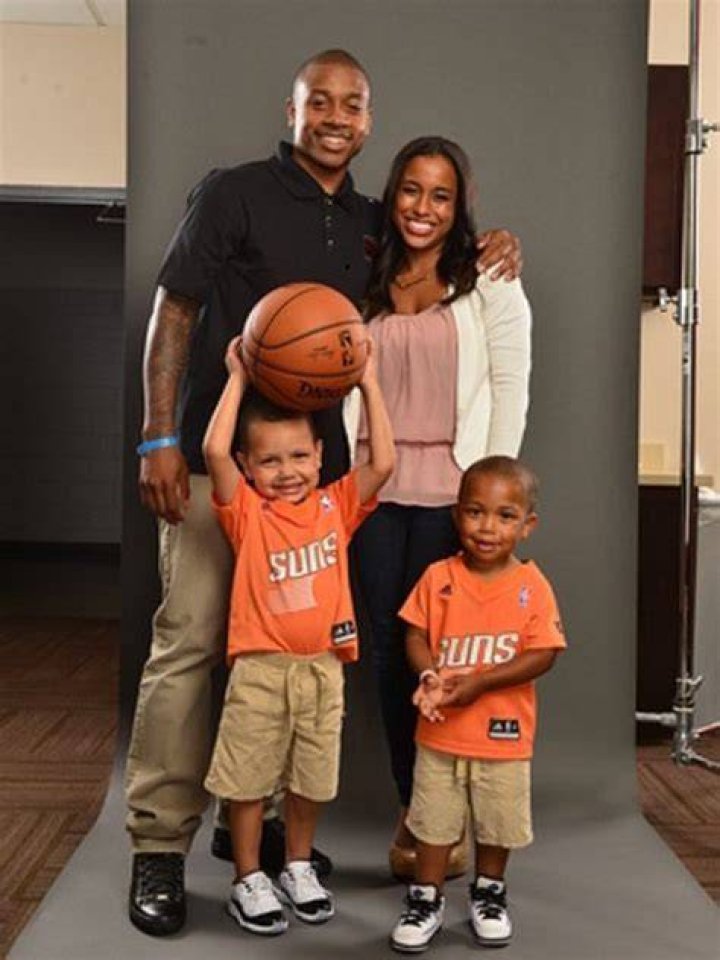 Isaiah Thomas Wife, Dad, Sons, Baby Mama