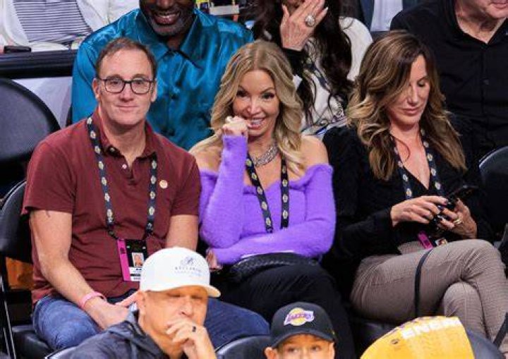 Jeanie Buss and Jay Mohr net worth Fortunes explored as Lakers owner