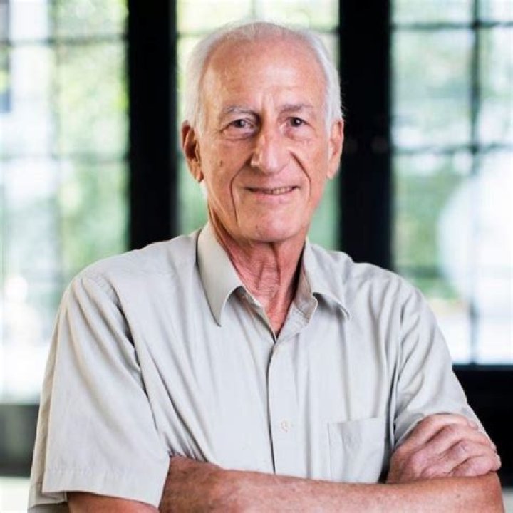 Jeffrey A. Hoffman MIT AeroAstro