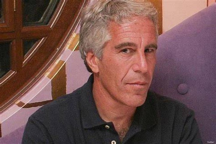 Jeffrey Epstein was blackmailing politicians for Israel&rsquo;s Mossad, new