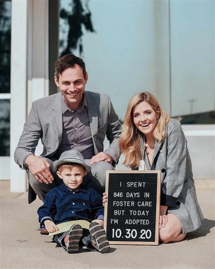 Jen Lilley Celebrates Adoption of Son Jeffrey