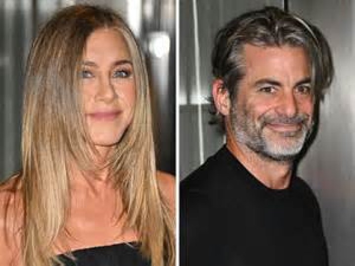 Jennifer Aniston Stuns in Christian Louboutin 'Uptown' Pumps