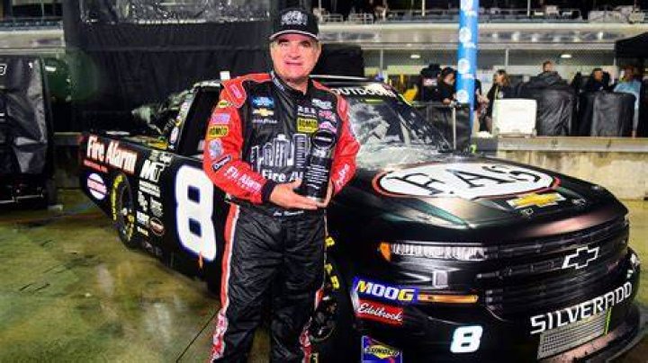 Joe Nemechek Sets NASCAR National Series Starts Record
