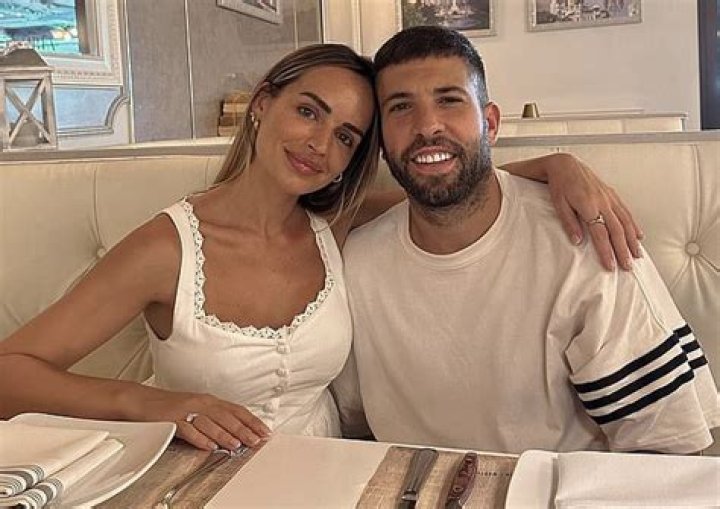 Jordi alba and his wife MARCA English