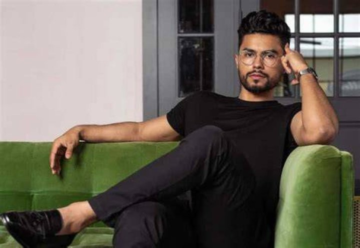 Jose Zuniga bio net worth, girlfriend, house, Teaching Men's Fashion