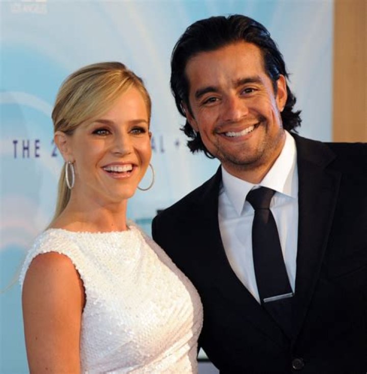 Julie Benz and Rich Orosco Married! The Hollywood Gossip
