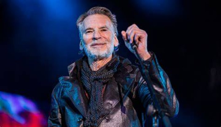Kenny Loggins' Soaring Net Worth & Music (2023)