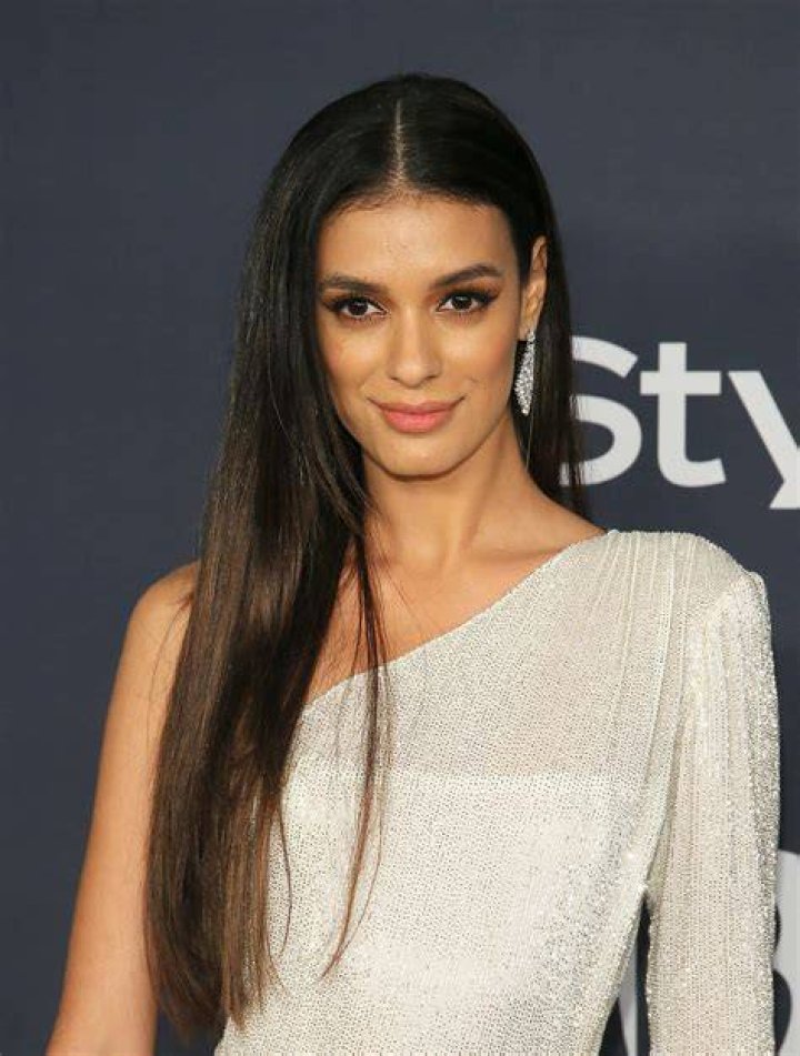 Laysla De Oliveira Attends Disney&rsquo;s Aladdin Premiere in Hollywood 05/21