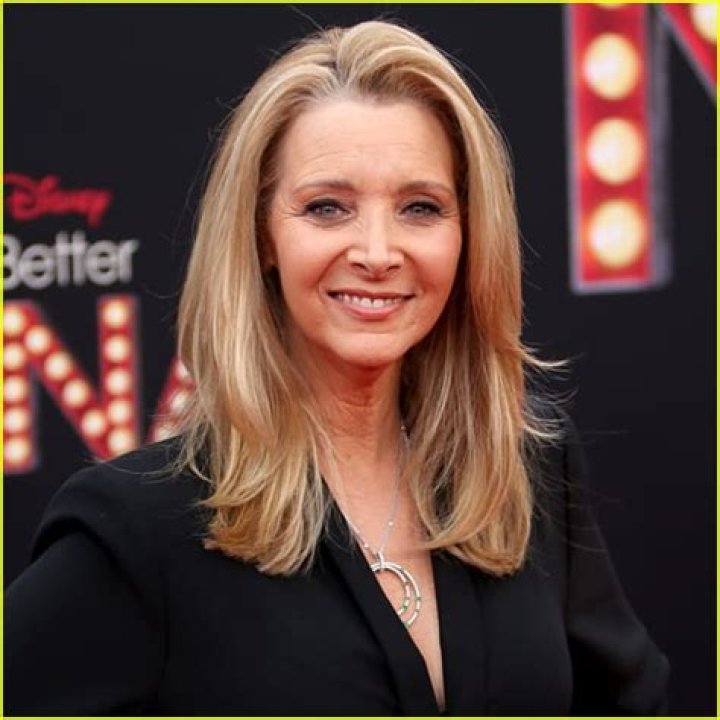Lisa Kudrow age, net worth, wiki, family, biography and latest updates
