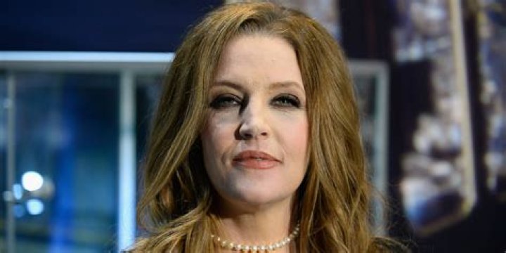Lisa Marie Presley Posts Rare Photo With All Four Of Her Kids